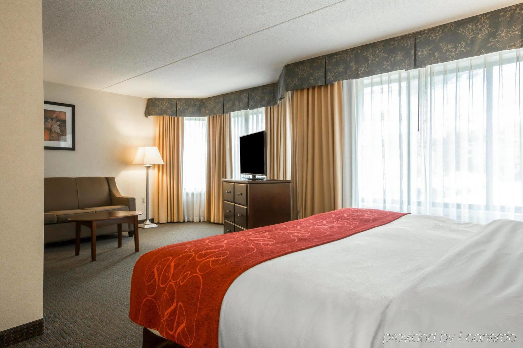 Comfort Suites South Burlington Near University Kültér fotó