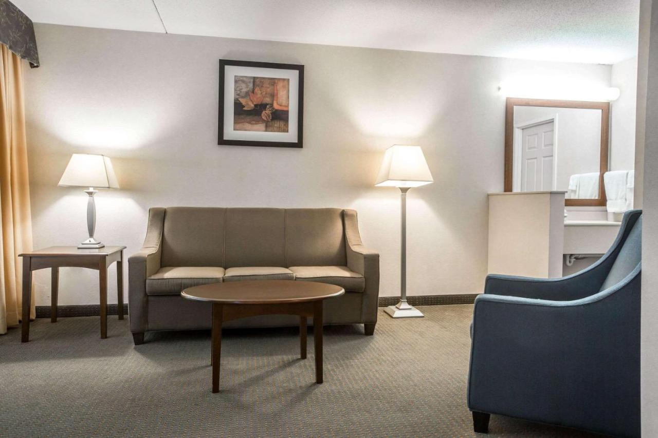 Comfort Suites South Burlington Near University Kültér fotó