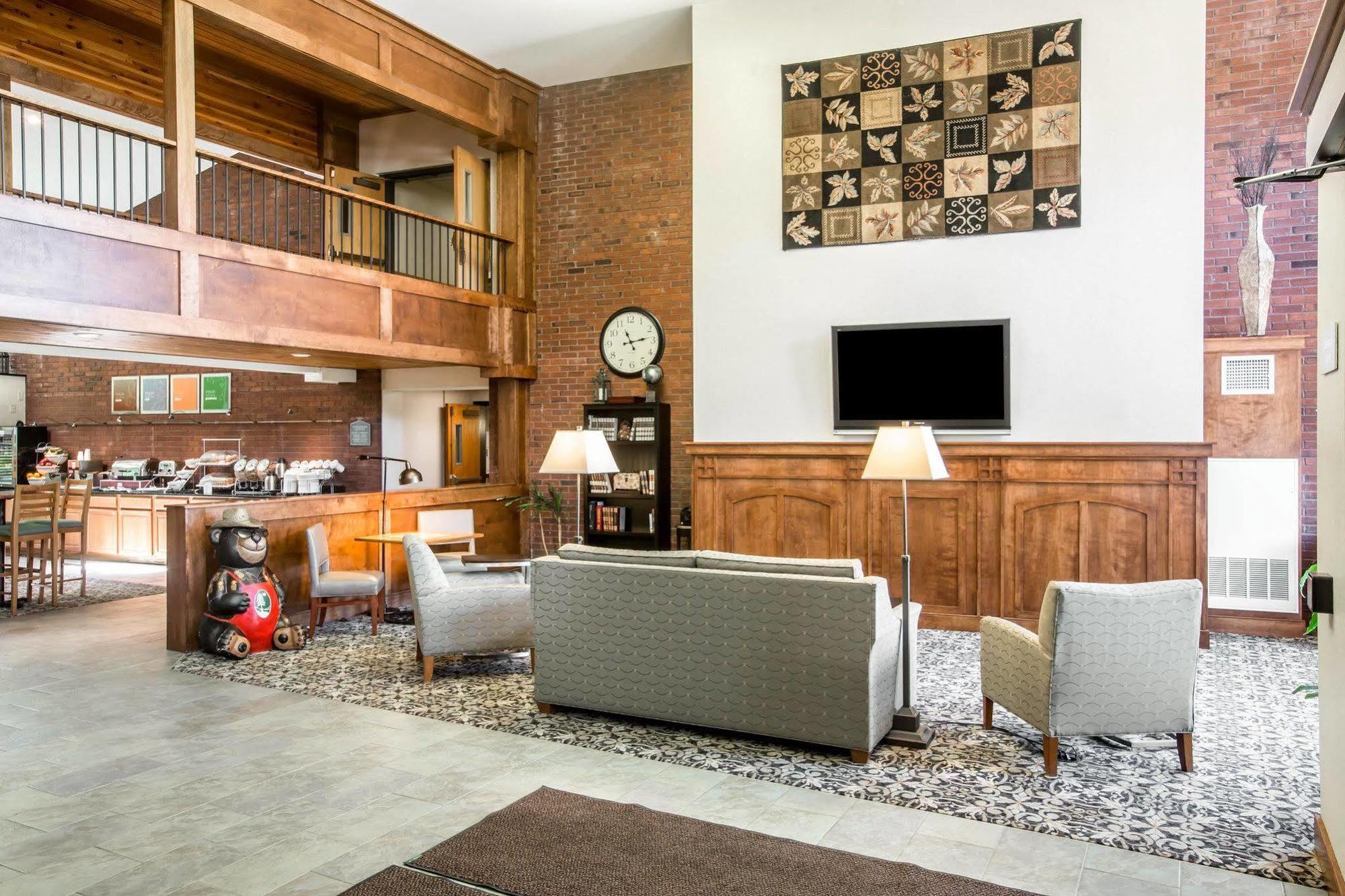 Comfort Suites South Burlington Near University Kültér fotó