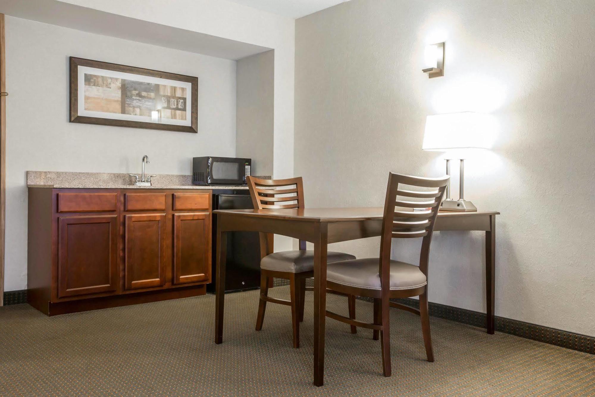 Comfort Suites South Burlington Near University Kültér fotó